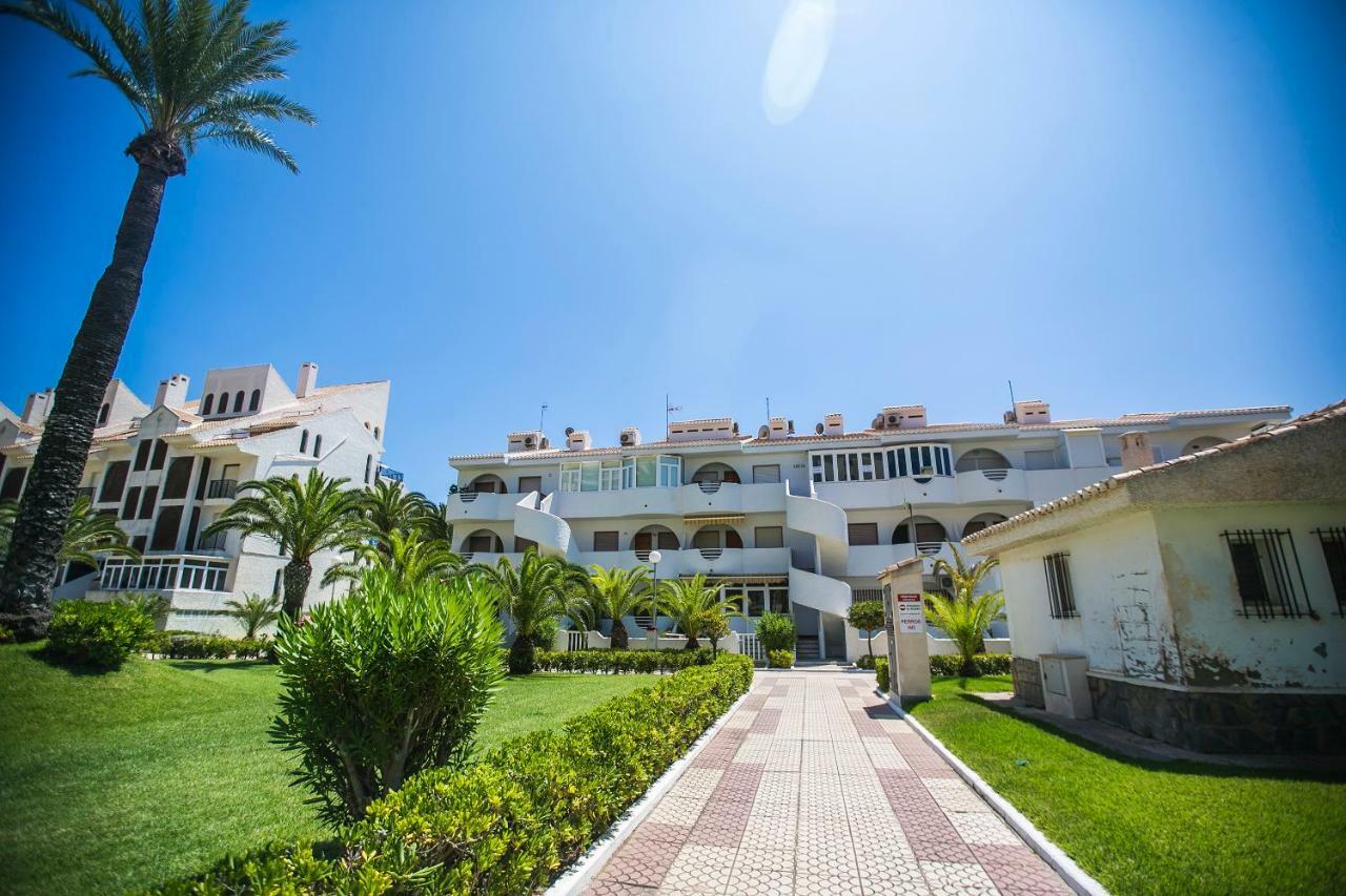 Hotel Las Gondolas Seaview La Manga del Mar Menor Exterior foto